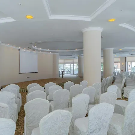 Отель Pineta Park Deluxe