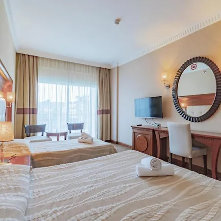 Pineta Park Deluxe Hotel